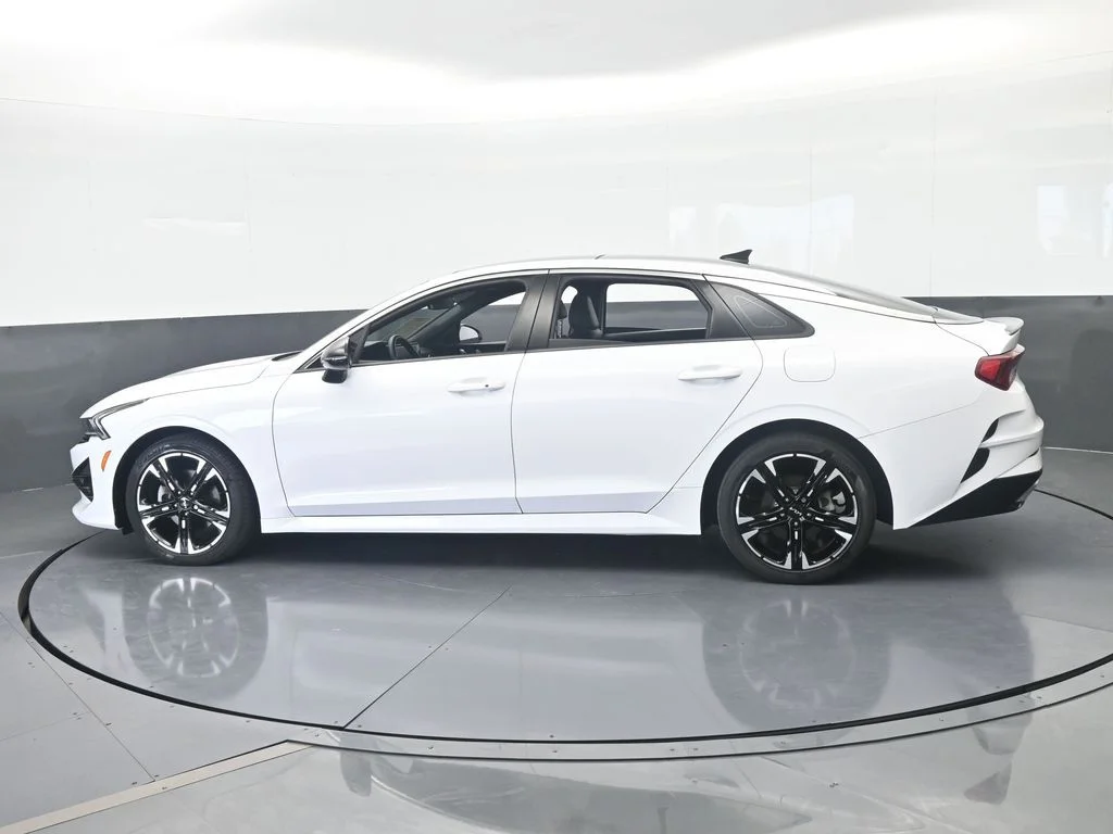 Used 2023 Glacial White Pearl Kia GT-Line image 2