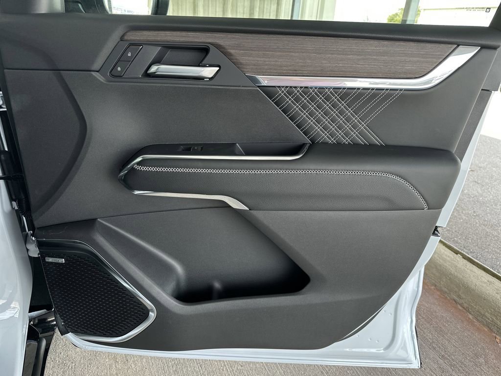 2026 GMC Acadia Denali - Photo 41