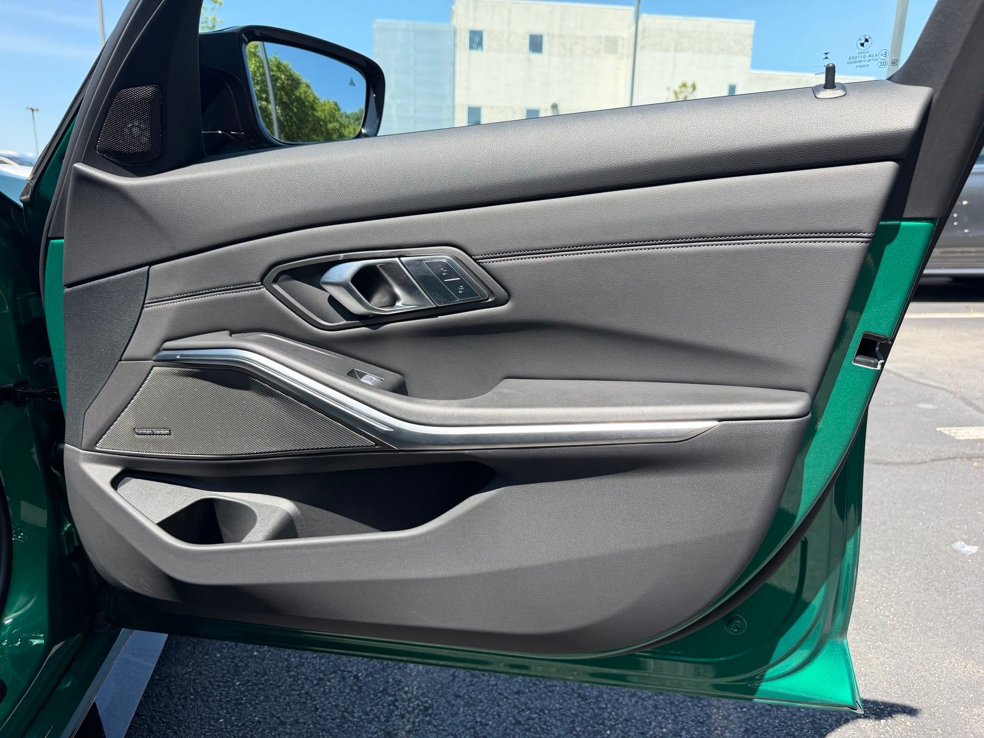 Used 2025 Green BMW Base image 16