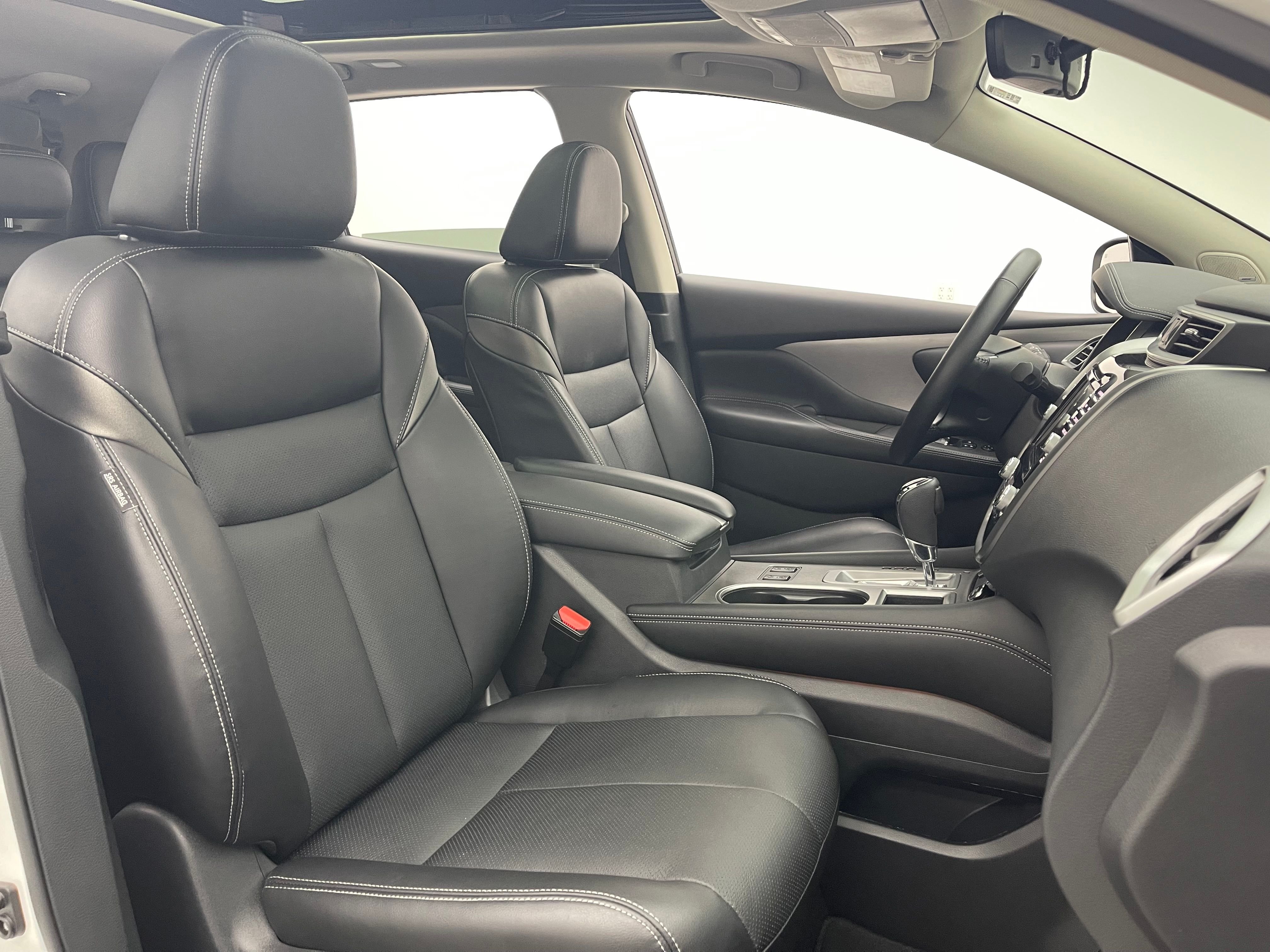 Used 2024 Pearl White Tricoat Nissan SL image 35