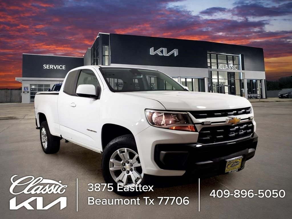 Used 2021 White Chevrolet LT image 1