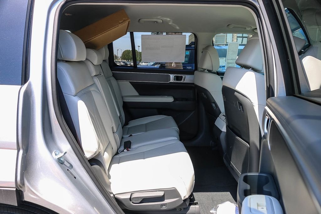 New 2026 Silver Hyundai SEL image 16