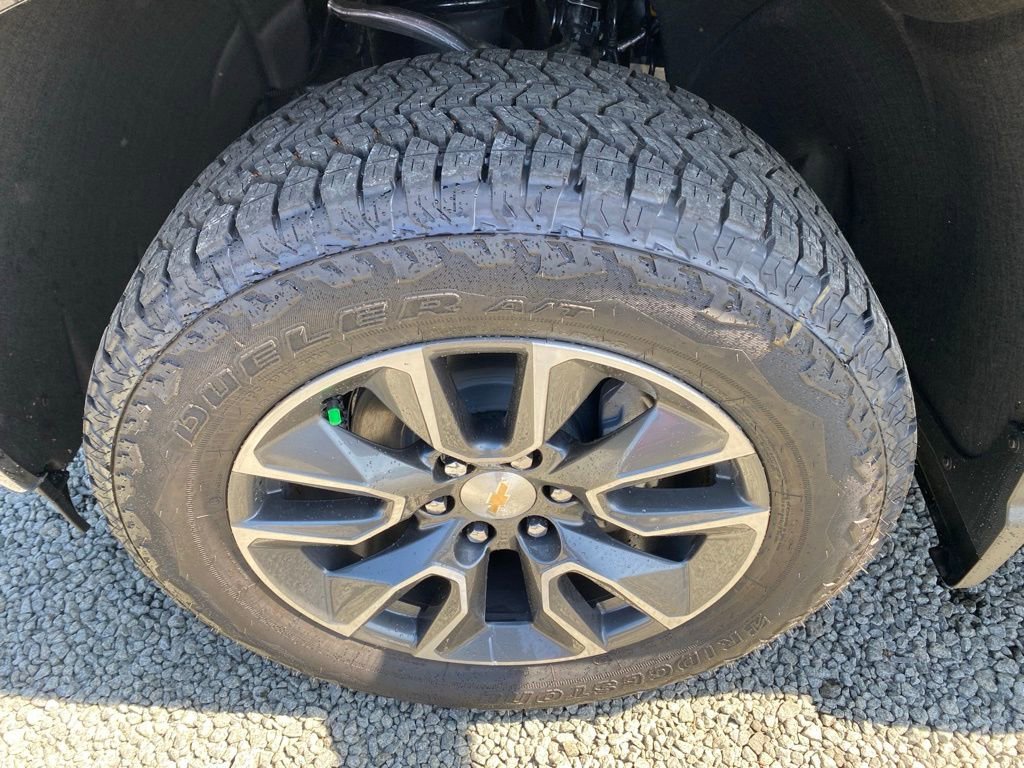 2025 Chevrolet Silverado 1500 LT - Photo 26