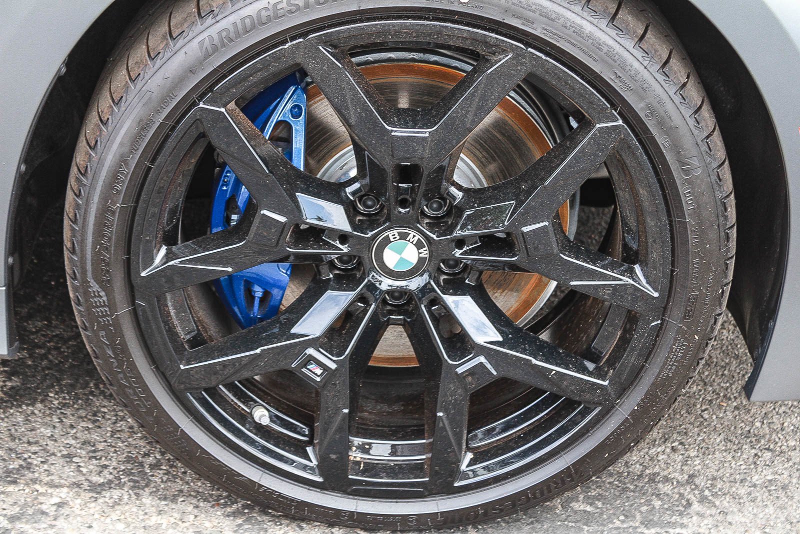 New 2026 Frozen Pure Grey Metallic BMW 330i NA image 10