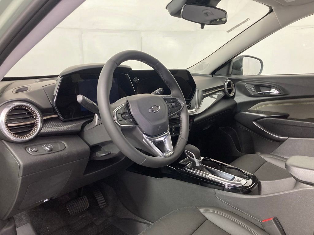 New 2026 Cacti Green Chevrolet ACTIV image 12