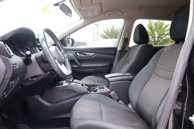 Used 2018 Magnetic Black Nissan SV image 16