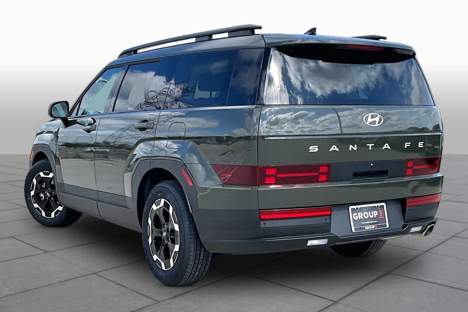 Used 2024 Rockwood Green Hyundai SEL image 11