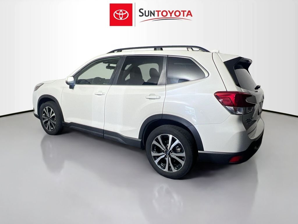2023 Subaru Forester Limited - Photo 6