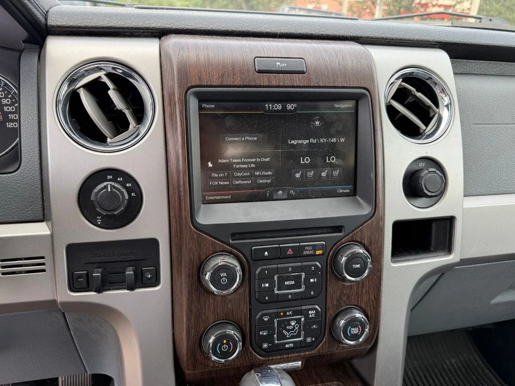 Used 2014 Blue Ford Lariat image 21