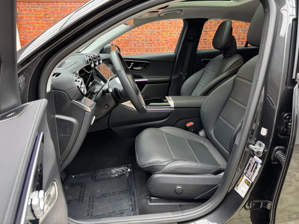 Used 2026 Gray Mercedes-Benz GLC 300 Coupe image 22