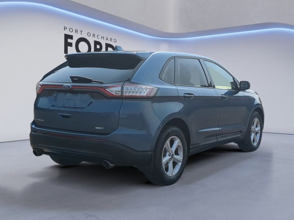 Used 2018 Blue Metallic Ford SE image 7