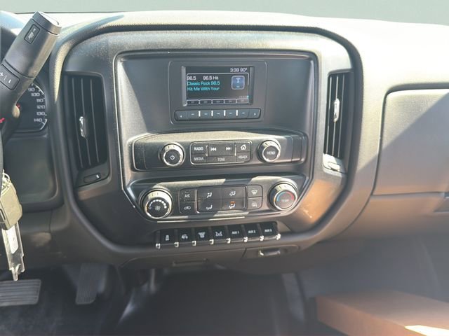 New 2024 Summit White Chevrolet Work Truck image 10