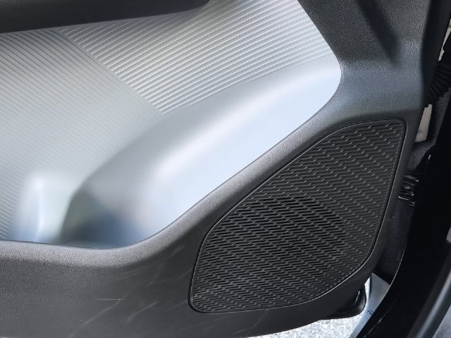 2027 Chevrolet Bolt LT - Photo 25