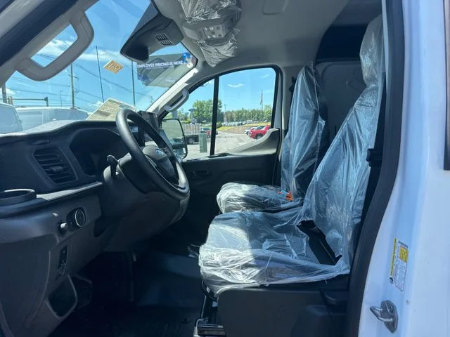 New 2026 Oxford White Ford Cargo Van image 11