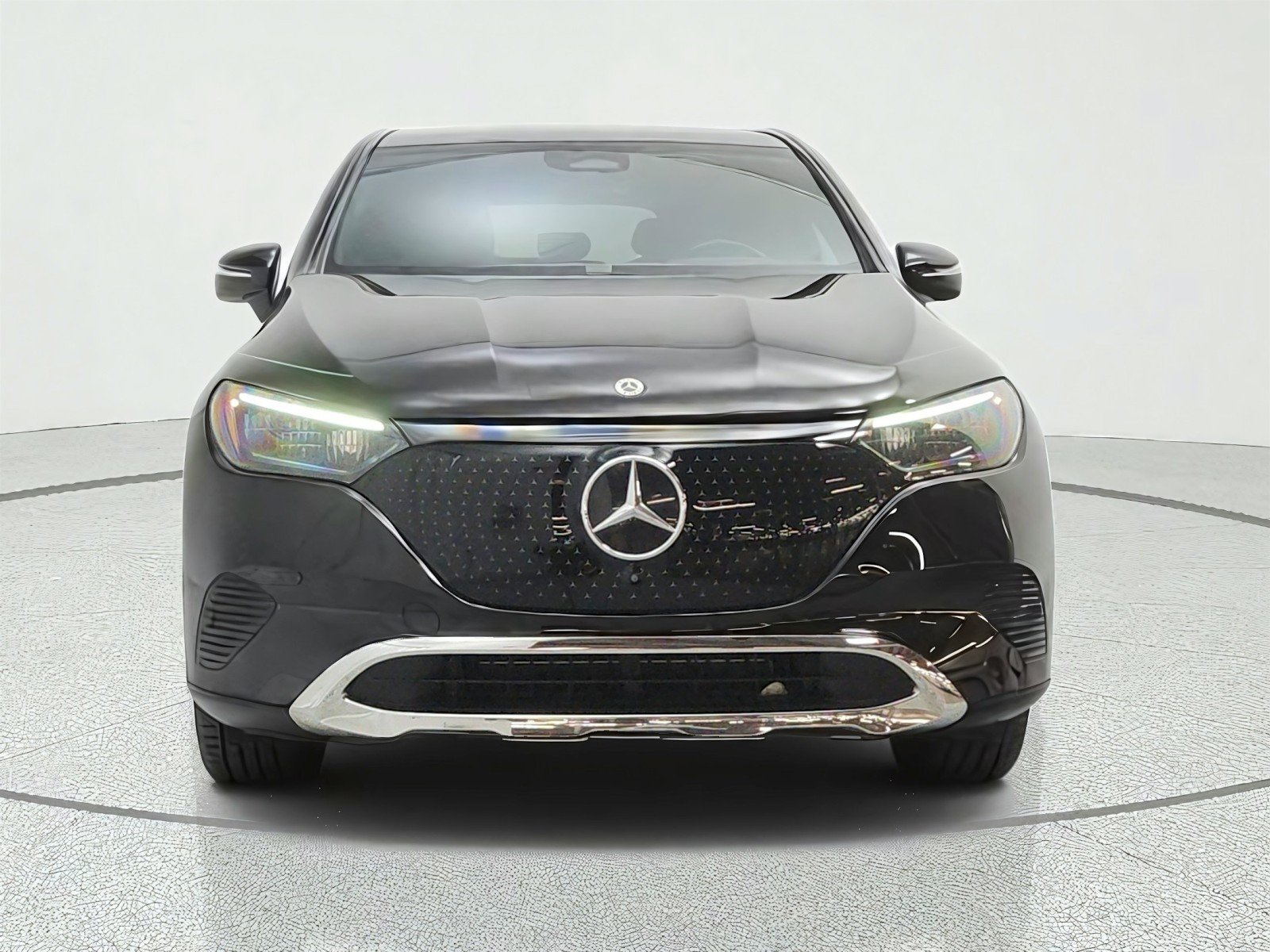 Used 2023 Obsidian Black Metallic Mercedes-Benz EQE 350 4MATIC® SUV image 2