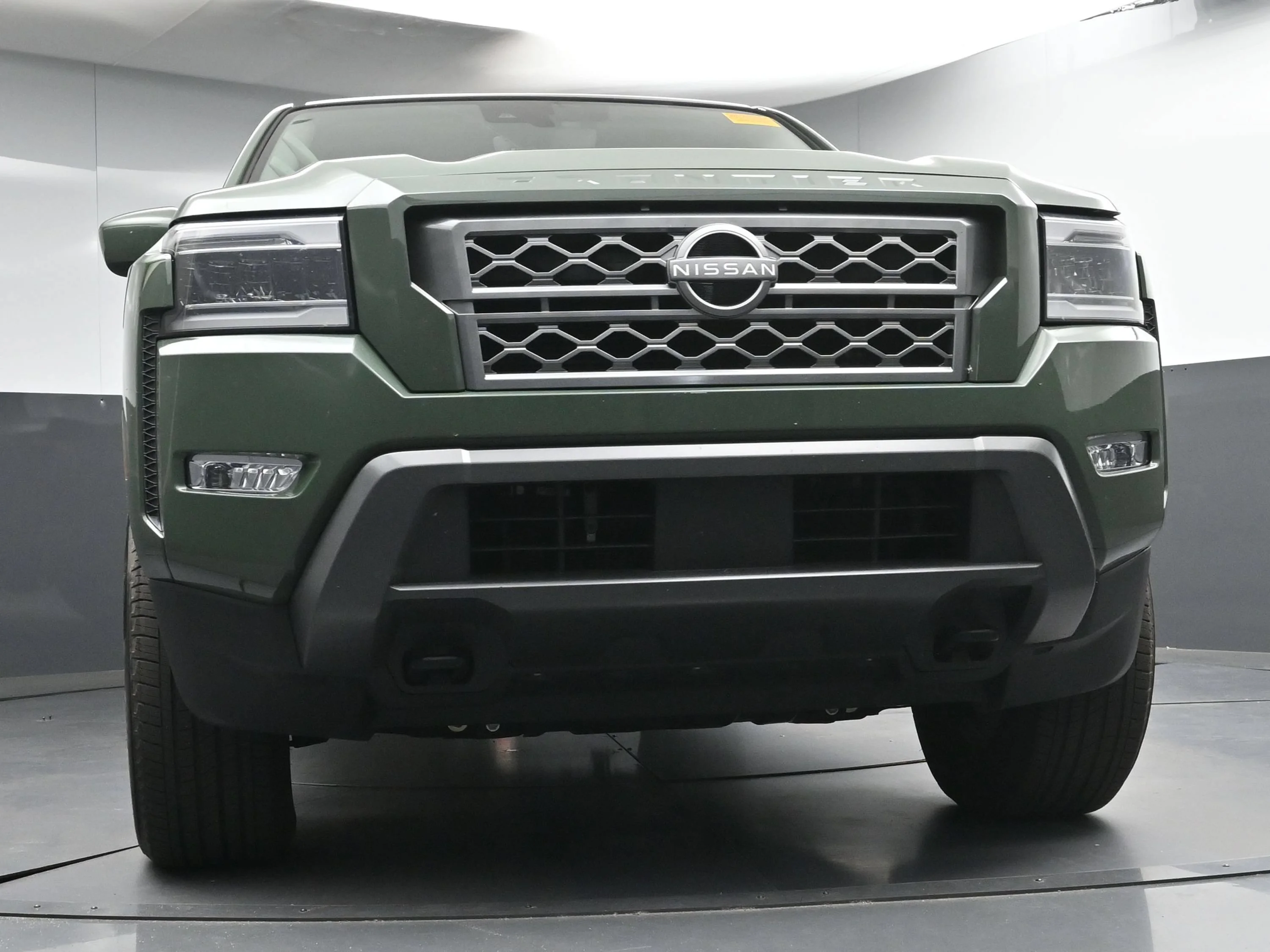 Certified Used 2024 Tactical Green Metallic Nissan SL image 25