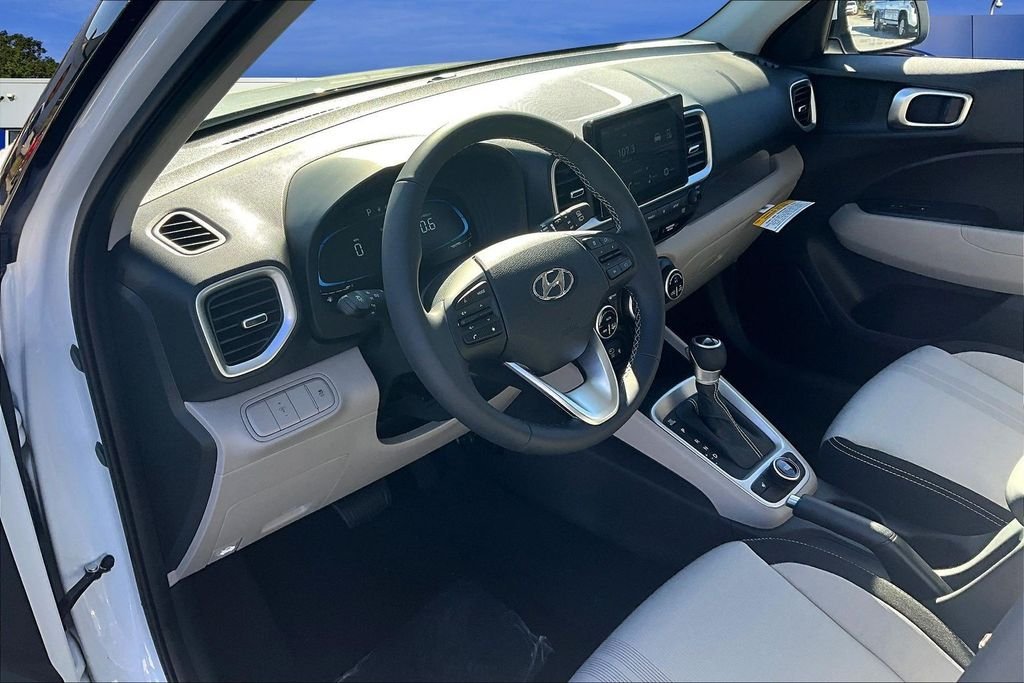 2026 Hyundai Venue SEL - Photo 8