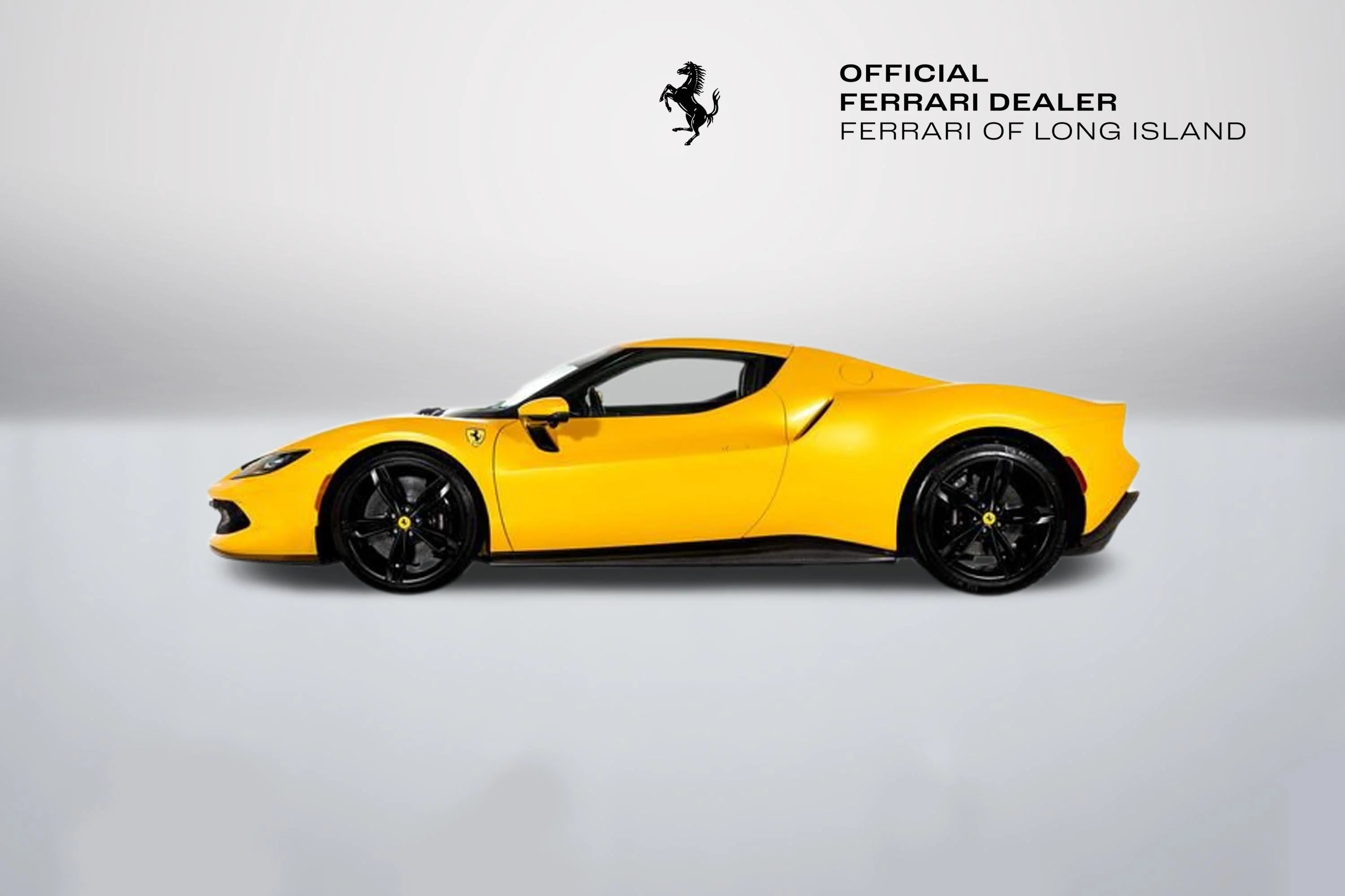 Used 2024 Giallo Triplo Strato Ferrari  image 3