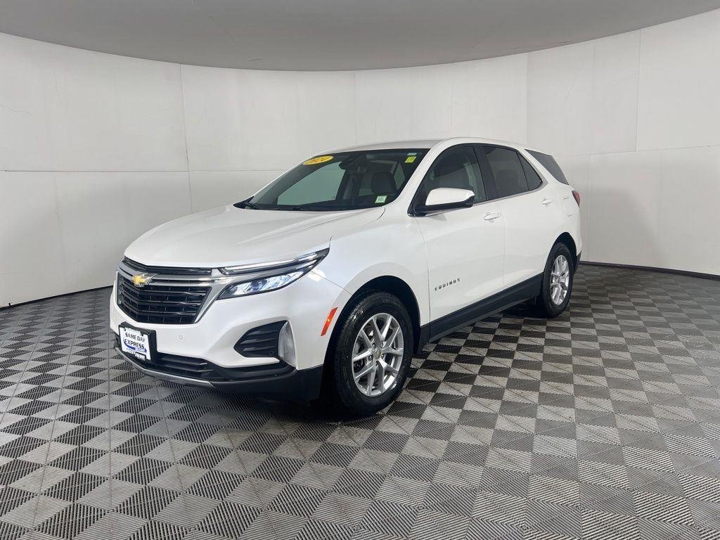Used 2024 Pearl Chevrolet LT image 23