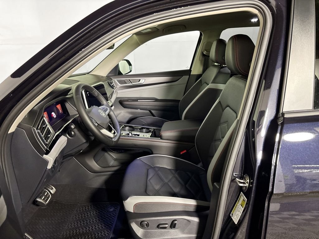 New 2026 Deep Black Pearl Volkswagen Peak Edition image 11