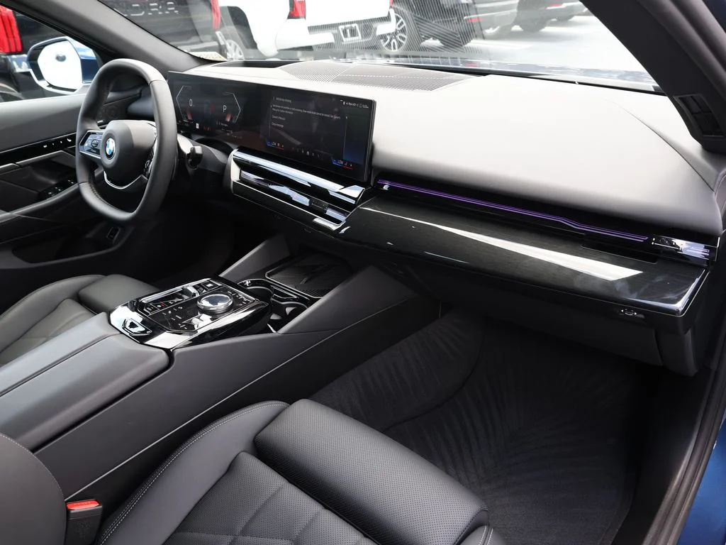 2026 BMW 5 Series 530i - Photo 22