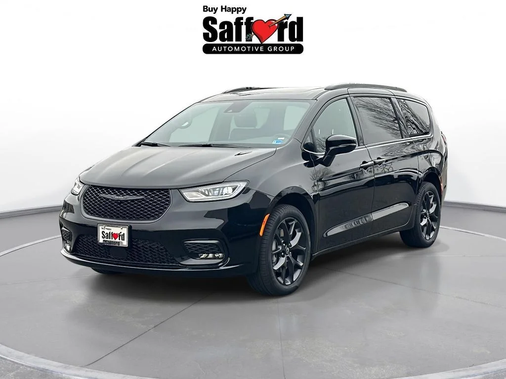 2026 Chrysler Pacifica Select AWD's photo