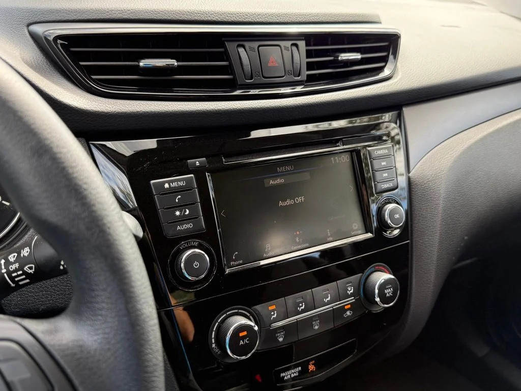2020 Nissan Rogue Sport S - Photo 18