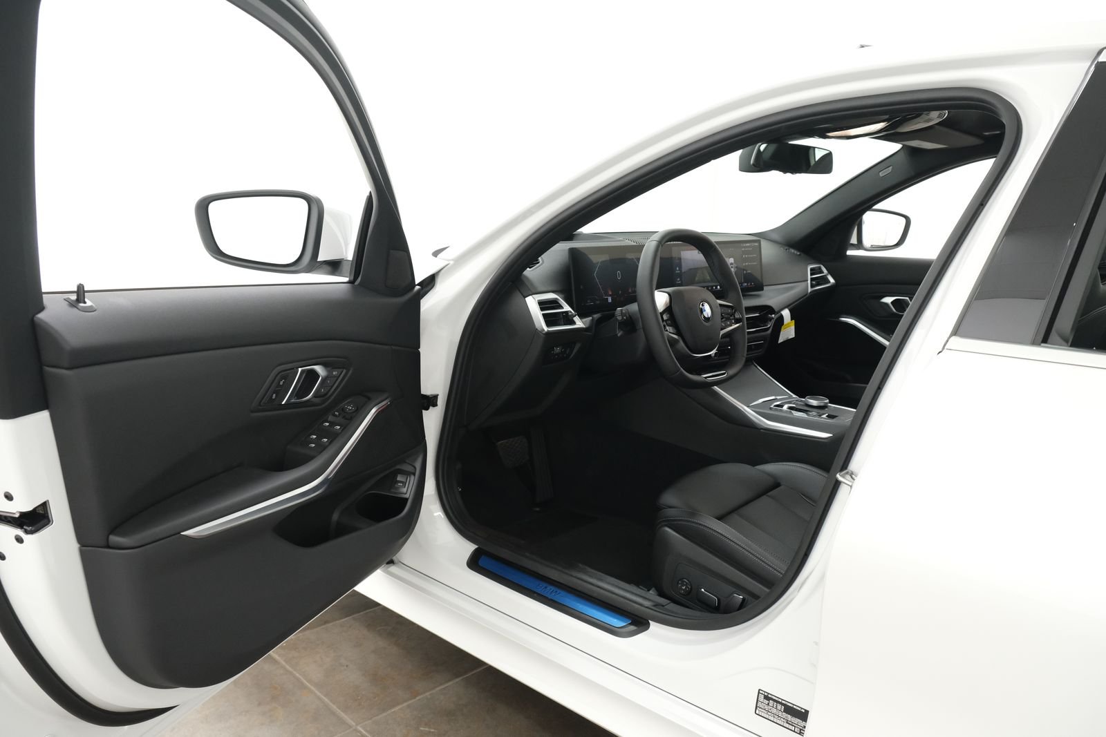New 2026 Mineral White Metallic BMW 330i xDrive image 38