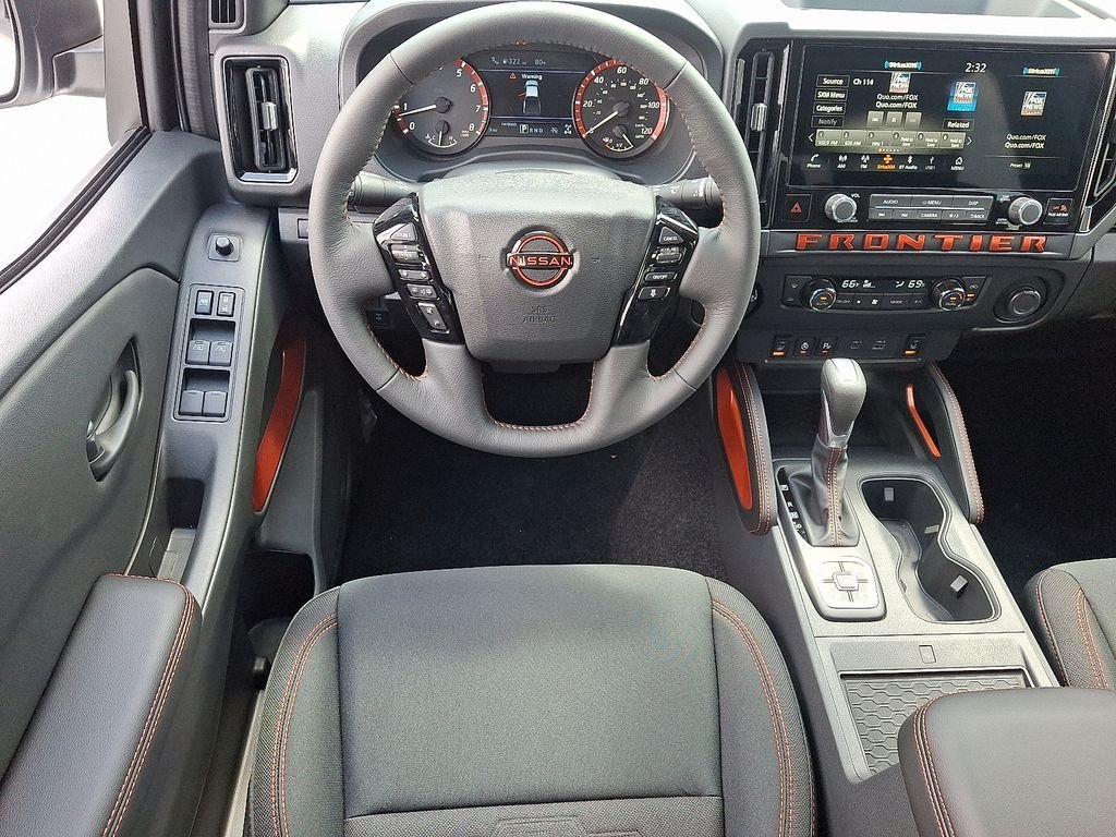 2026 Nissan Frontier — photo 6