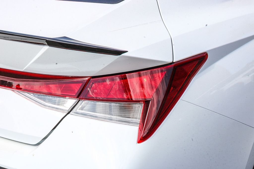 New 2026 White Hyundai SEL Sport image 10