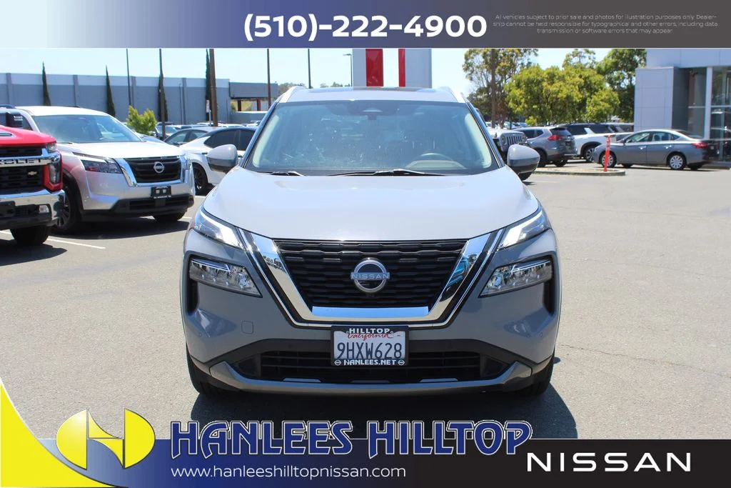 Used 2023 Gray Nissan SL image 4