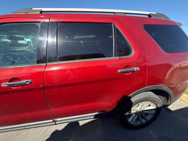 Used 2013 Red Ford XLT image 6