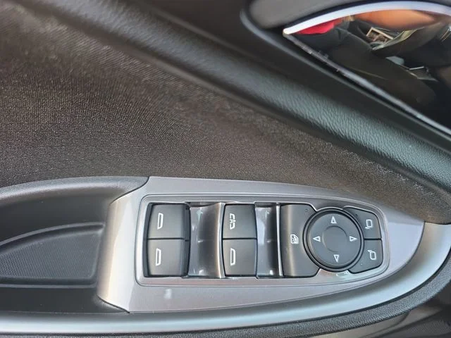 Used 2023 White Chevrolet LT image 27