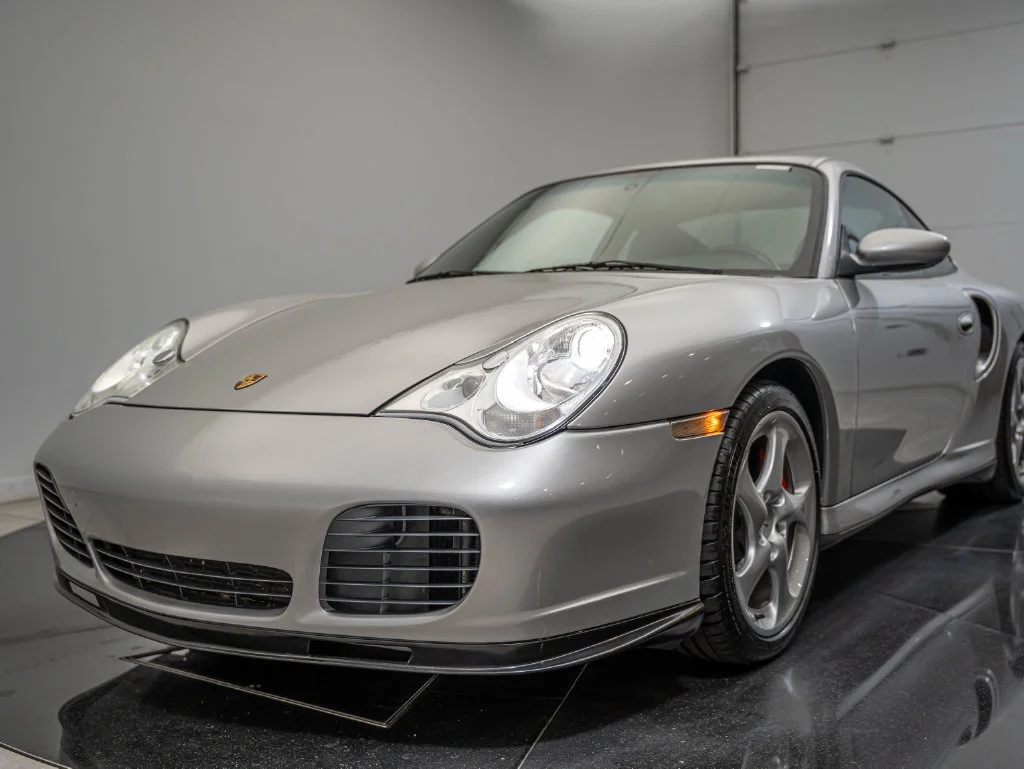 Used 2003 Arctic Silver Metallic Porsche  image 18