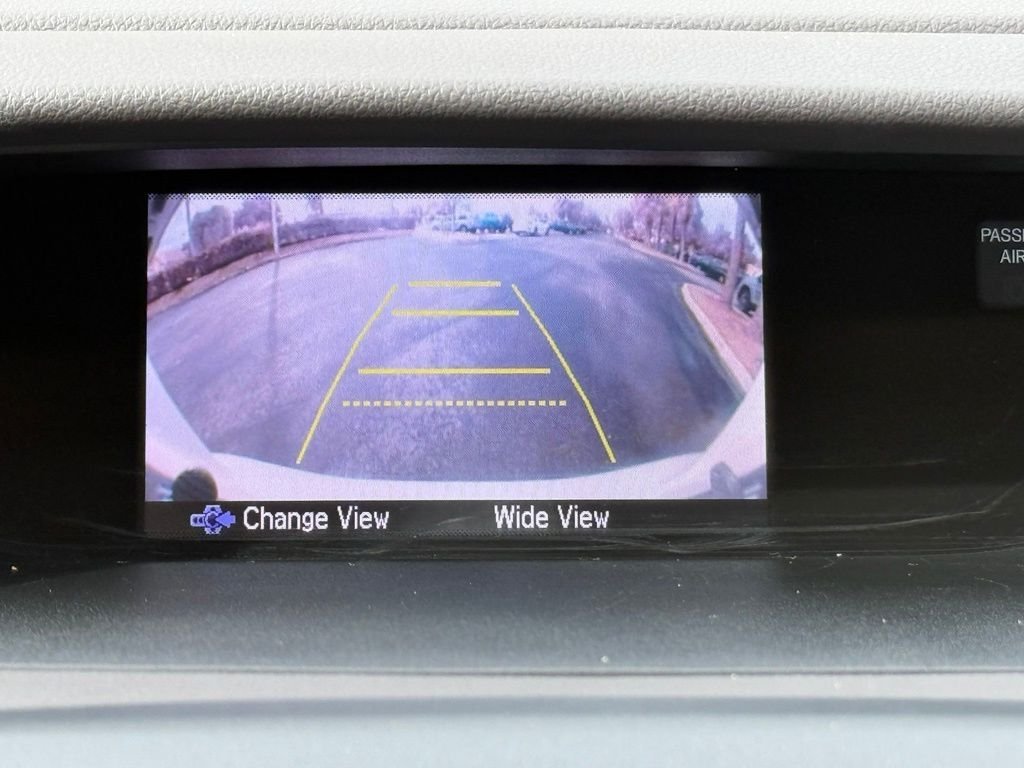 Used 2013  Honda EX-L image 19
