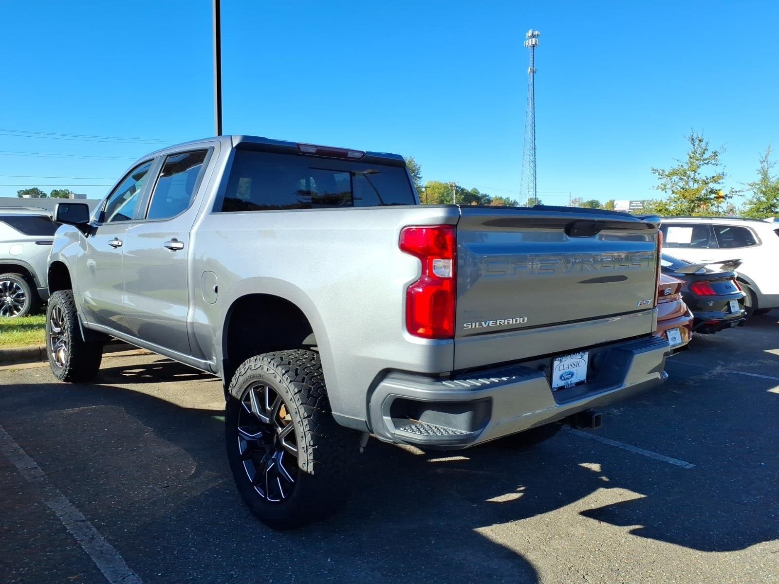 Used 2022 Satin Steel Metallic Chevrolet RST image 4