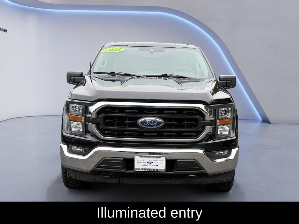 Used 2023 Black Ford XLT image 10