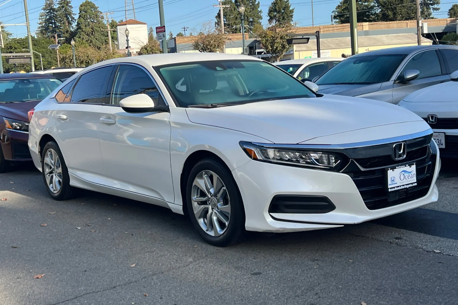 Used 2019 Platinum White Pearl Honda LX image 5