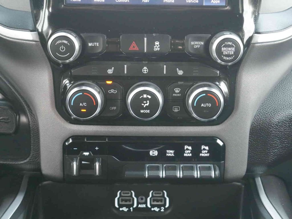 Used 2022 White Ram Big Horn image 8