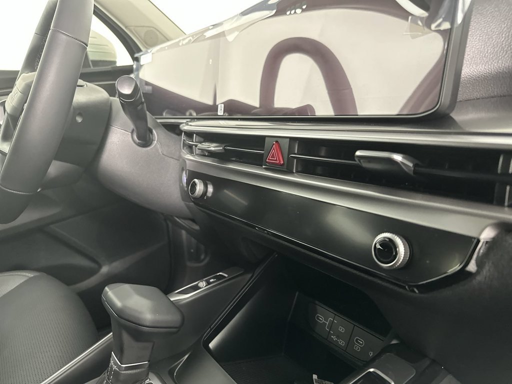 New 2026 Ivory Silver Kia S image 15