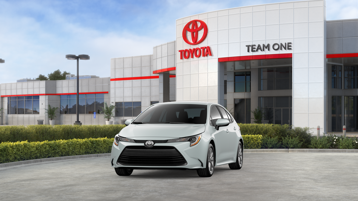 New 2026 Wind Chill Pearl Toyota LE image 74