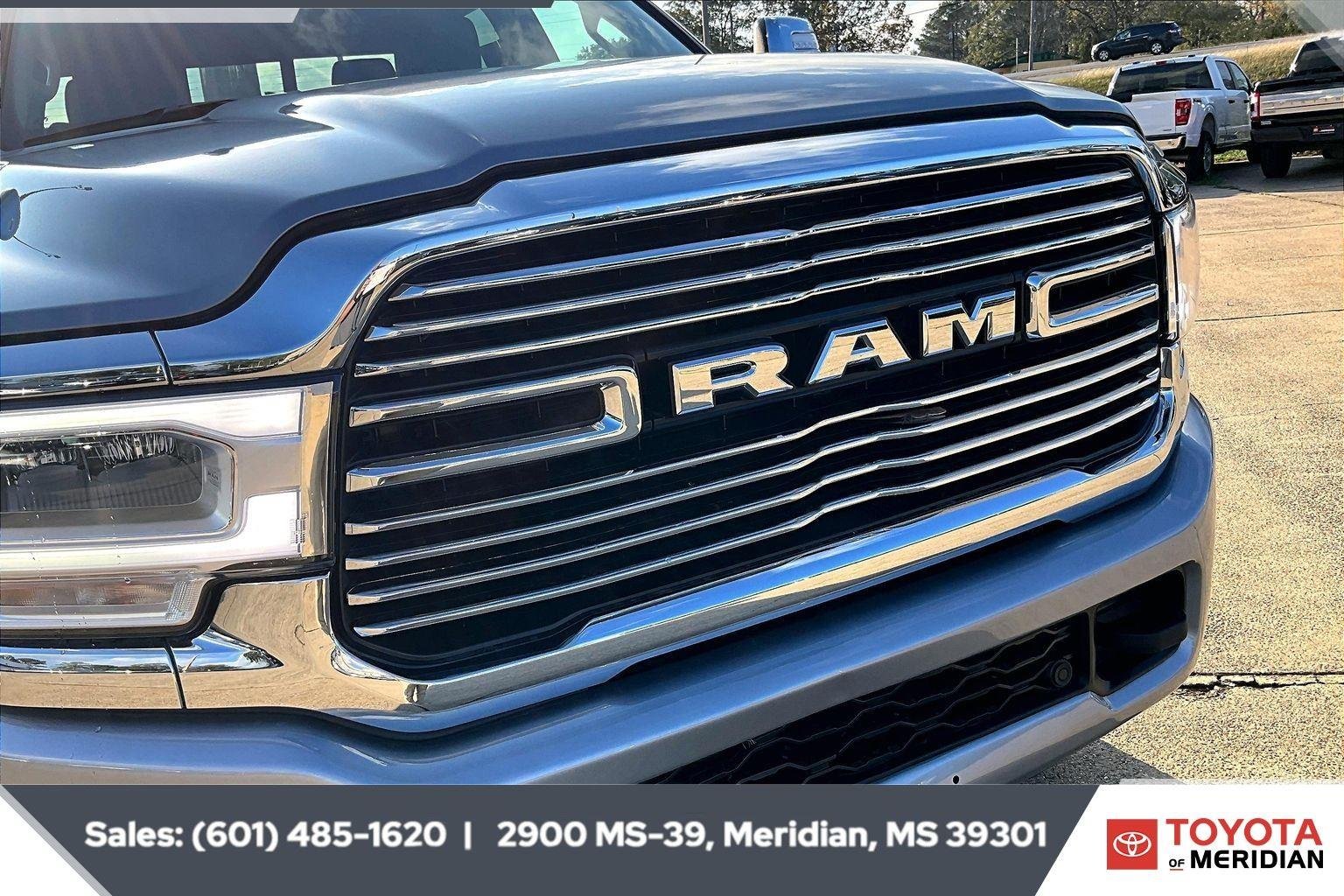 Used 2024 Billet Silver Metallic Clearcoat Ram Laramie image 21