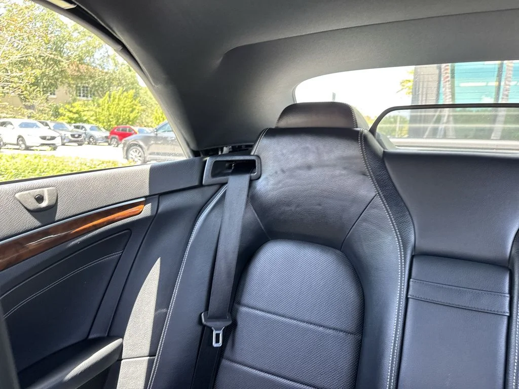 Used 2016 Obsidian Black Metallic Mercedes-Benz E 400 image 17