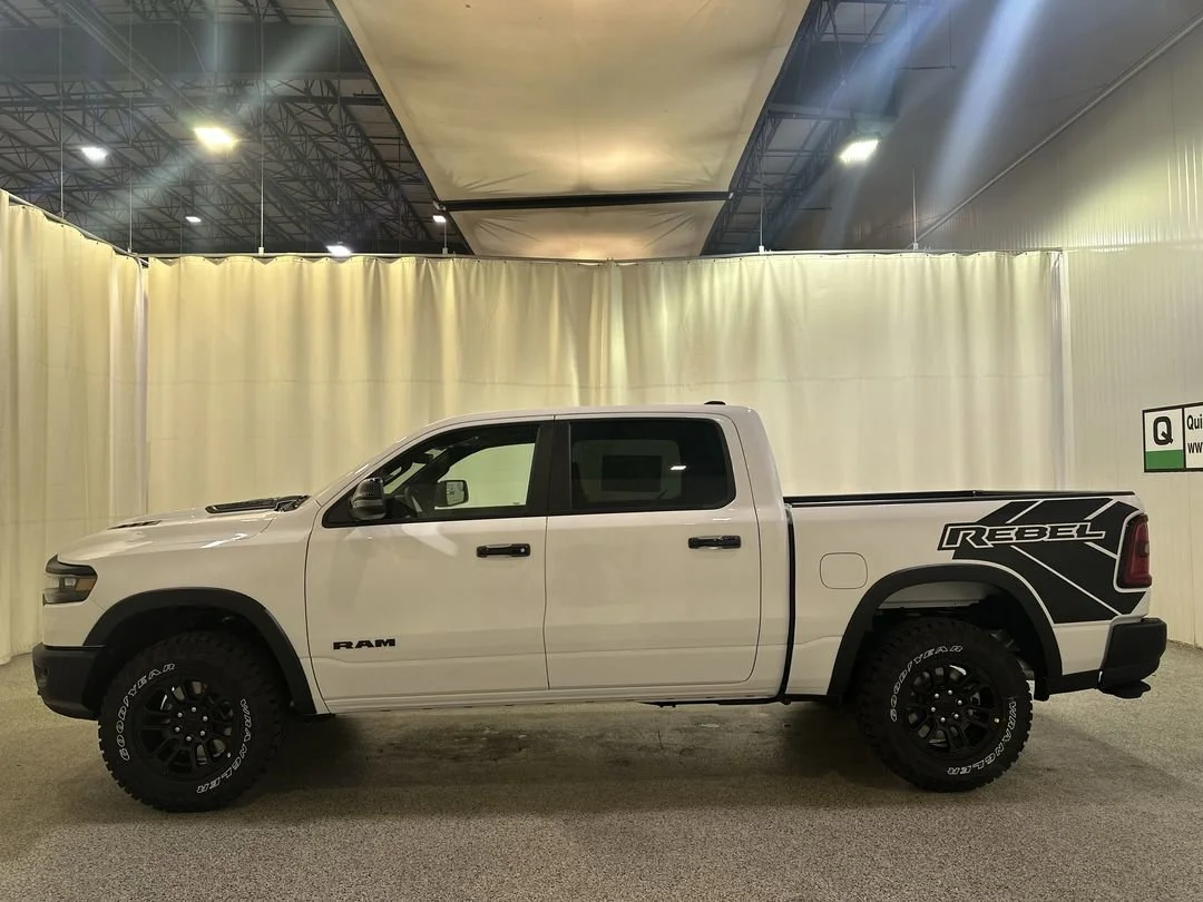 2026 RAM 1500 Rebel - Photo 6