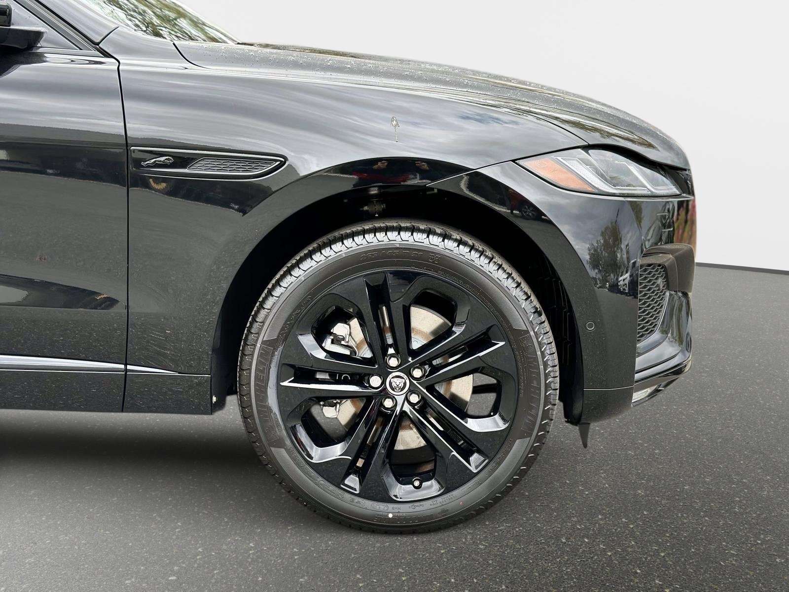 Used 2026 Santorini Black Jaguar P250 R-Dynamic S image 6