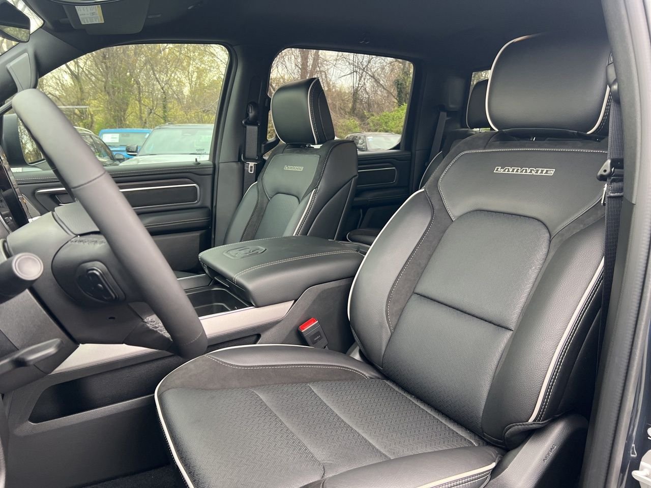2026 RAM 1500 Laramie - Photo 14