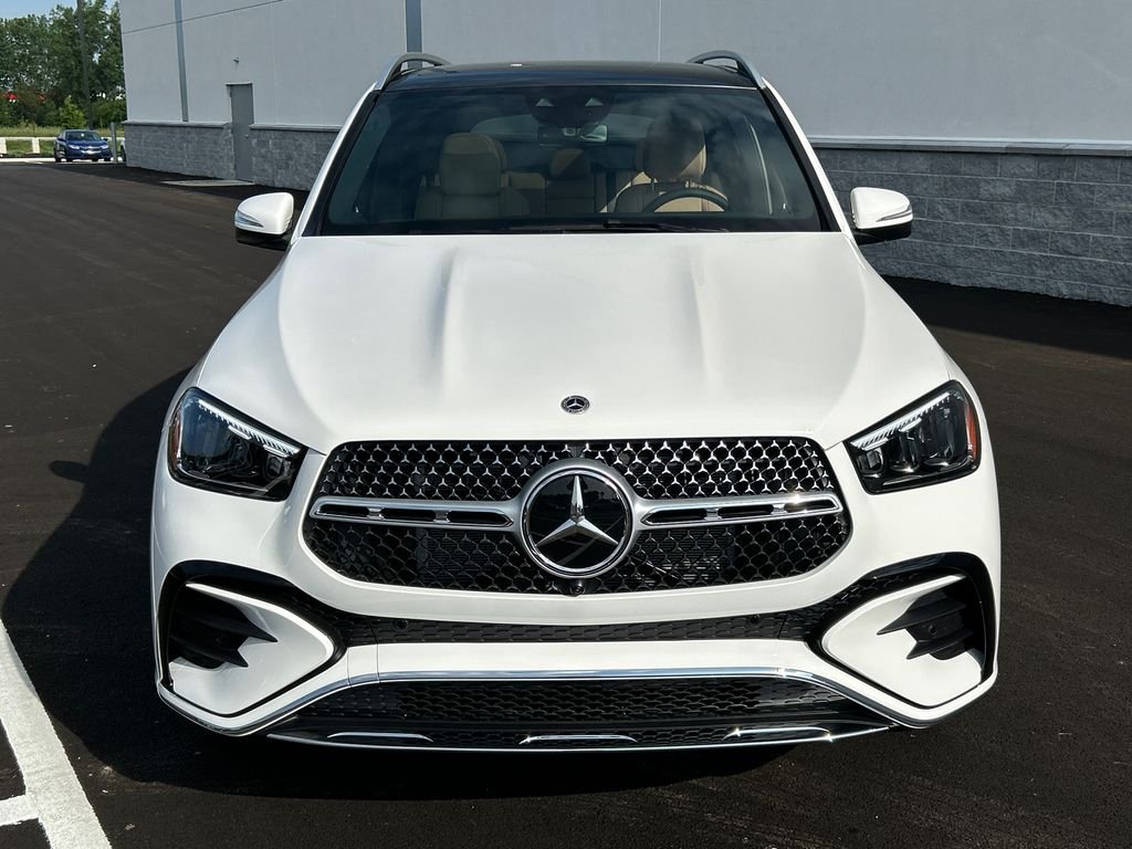 New 2026 Polar White Mercedes-Benz GLE 580 image 3