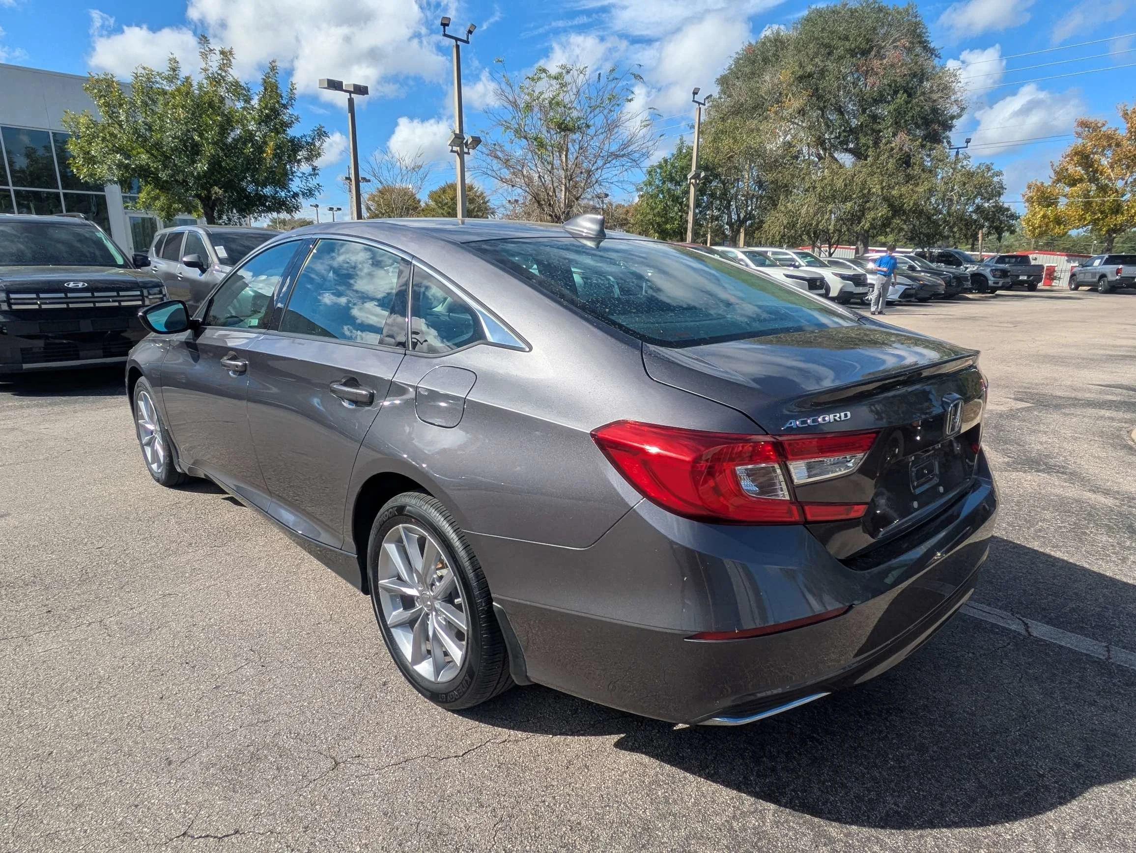 Used 2022 Modern Steel Metallic Honda 1.5T LX image 30