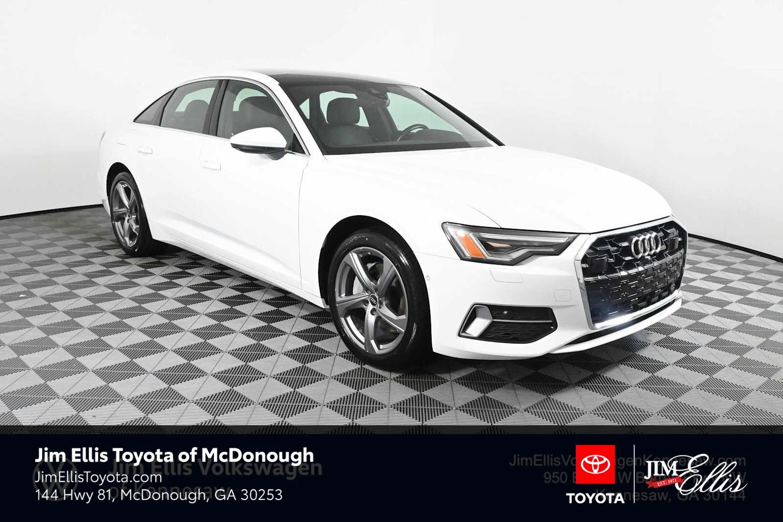 Used 2024  AUDI  image 1