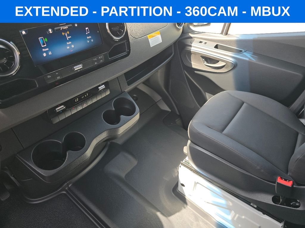 New 2026 Arctic White Mercedes-Benz Cargo 170 WB image 23
